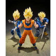 Load image into Gallery viewer, Dragon Ball Z Super Saiyan Vegeta Dangerous Pride S.H.Figuarts Action Figure Maple and Mangoes
