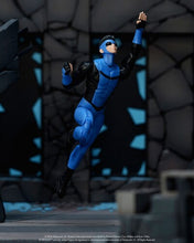 Load image into Gallery viewer, Jada Toys - Invincible Wave 1 - Invincible 1/12 Scale Action Figure Maple and Mangoes
