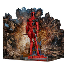 Load image into Gallery viewer, Marvel Wave 1 Deadpool The New Mutants #98 1:10 Scale Posed Figure with Scene Maple and Mangoes