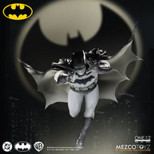 Load image into Gallery viewer, One:12 Collective Figures - DC - Batman: Year One Maple and Mangoes