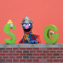 Load image into Gallery viewer, Sesame Street 7" Scale Figures - Ultimate Super Grover Maple and Mangoes