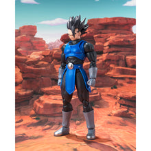 Load image into Gallery viewer, S.H.Figuarts Giblet Dragon Ball Legends 7th Anniversary Action Figure Exclusive Maple and Mangoes