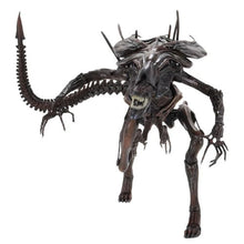 Load image into Gallery viewer, Alien Resurrection Queen Ultra Deluxe Boxed Action Figure Maple and Mangoes