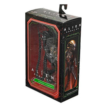 Load image into Gallery viewer, Alien: Romulus 7" Scale Figures - Ultimate Scorched Xenomorph Maple and Mangoes