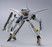 Load image into Gallery viewer, DX CHOGOKIN VF-1S Valkyrie Roy Focker Special Revival Ver. Maple and Mangoes