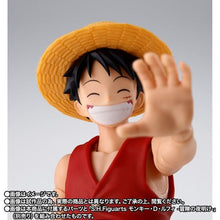 Load image into Gallery viewer, Bandai S.H.Figuarts Tamashii Web Shop Exclusive Action Figure - Shanks & Monkey D. Luffy (childhood) "One Piece" Maple and Mangoes