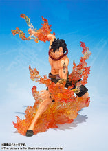 Load image into Gallery viewer, Figuarts ZERO Portgas D. Ace -Brother's Bond- (Brotherhood) (Reissue) Maple and Mangoes