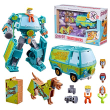 Load image into Gallery viewer, Scooby-Doo Transformers Mysterious Prime & Automutt Action Figure Set Maple and Mangoes