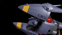 Load image into Gallery viewer, MODEROID Miniature Combining & Transforming Gunbuster (Gunbuster) (Rerelease) Maple and Mangoes