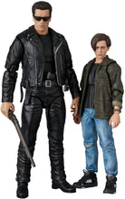 Load image into Gallery viewer, MAFEX Terminator 2 Judgement Day T-800 (T2 Ver.) & John Connor Maple and Mangoes