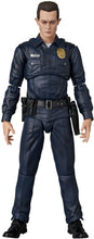 Load image into Gallery viewer, MAFEX Terminator 2 Judgement Day T-1000 (Pre-order)*