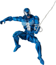Load image into Gallery viewer, MAFEX Venom (Comic Blue Ver.) Maple and Mangoes