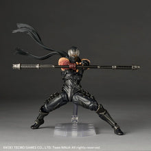 Load image into Gallery viewer, Revoltech Amazing Yamaguchi Ryu Hayabusa Ninja Gaiden 3 Razor's Edge Ver. Action Figure Limited Bonus Set Maple and Mangoes