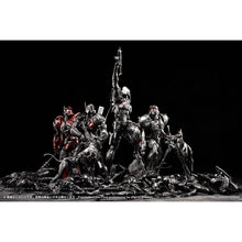 Load image into Gallery viewer, VERMIN Series Project Daedalus Specimen B0200 Locust Acridid Action Figure Maple and Mangoes