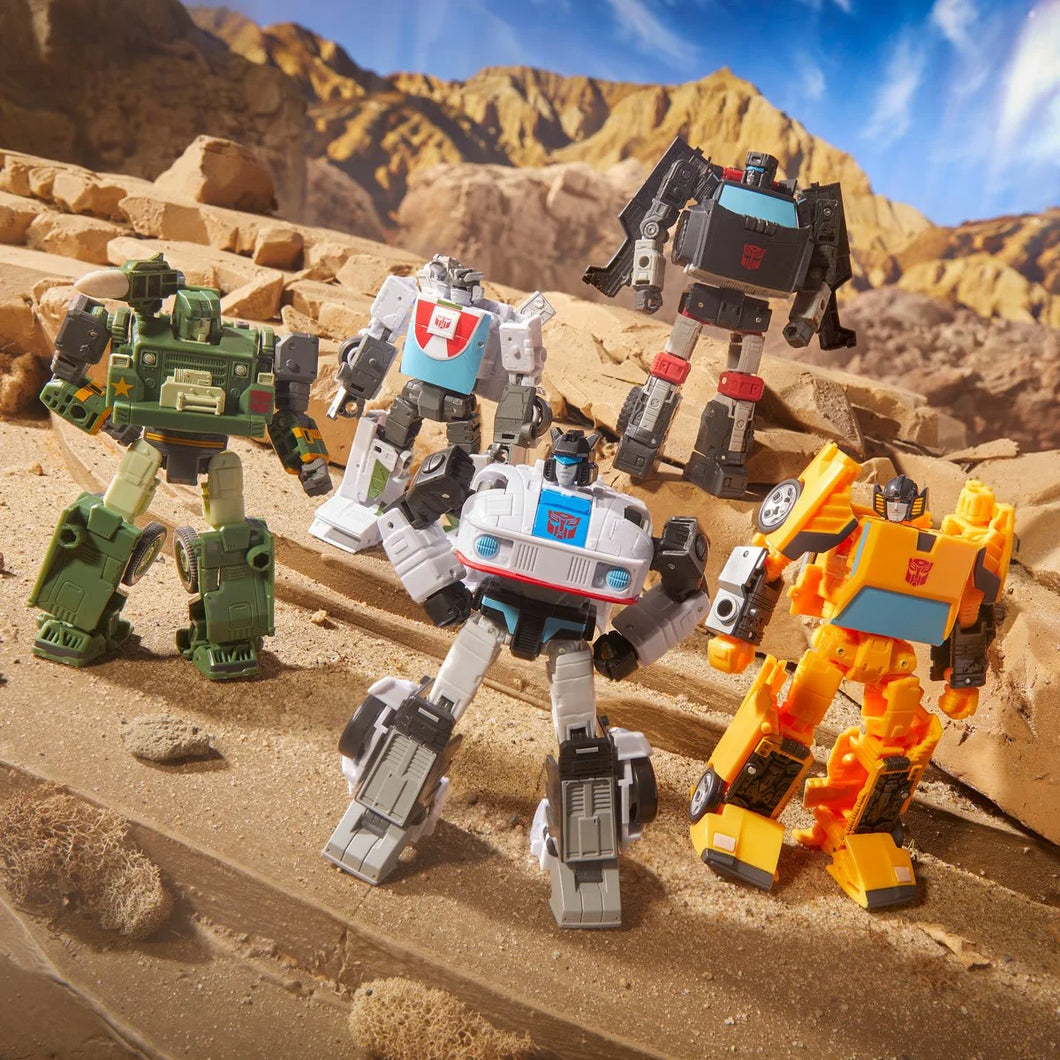 Transformers Generations Selects Legacy United Autobots Stand United 5-Pack Maple and Mangoes