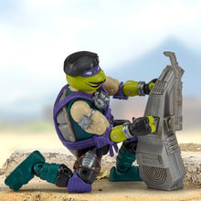 Load image into Gallery viewer, Teenage Mutant Ninja Turtles x G.I. Joe Donnie x Dial-tone Action Figure Maple and Mangoes
