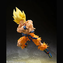 Load image into Gallery viewer, Dragon Ball Z Super Saiyan Goku Legendary Super Saiyan S.H.Figuarts Action Figure Maple and Mangoes
