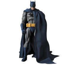 Load image into Gallery viewer, MAFEX - Batman Hush - Batman Maple and Mangoes

