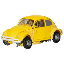 Load image into Gallery viewer, Transformers Gen Figures - Studio Series - TRA: Bumblebee - Deluxe Class - 117 Bumblebee Maple and Mangoes
