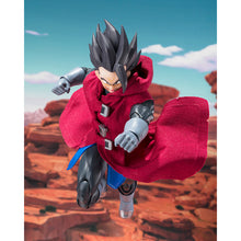 Load image into Gallery viewer, S.H.Figuarts Giblet Dragon Ball Legends 7th Anniversary Action Figure Exclusive Maple and Mangoes
