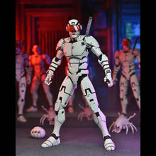 Load image into Gallery viewer, TMNT 7&quot; Scale Figures - IDW Comics - The Last Ronin - Ultimate Elite Synja Patrol Bot Maple and Mangoes
