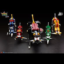 Load image into Gallery viewer, Voltron Figures - Voltron 40th Anniversary Collector&#39;s Set w/ Light-Up Sound Base
