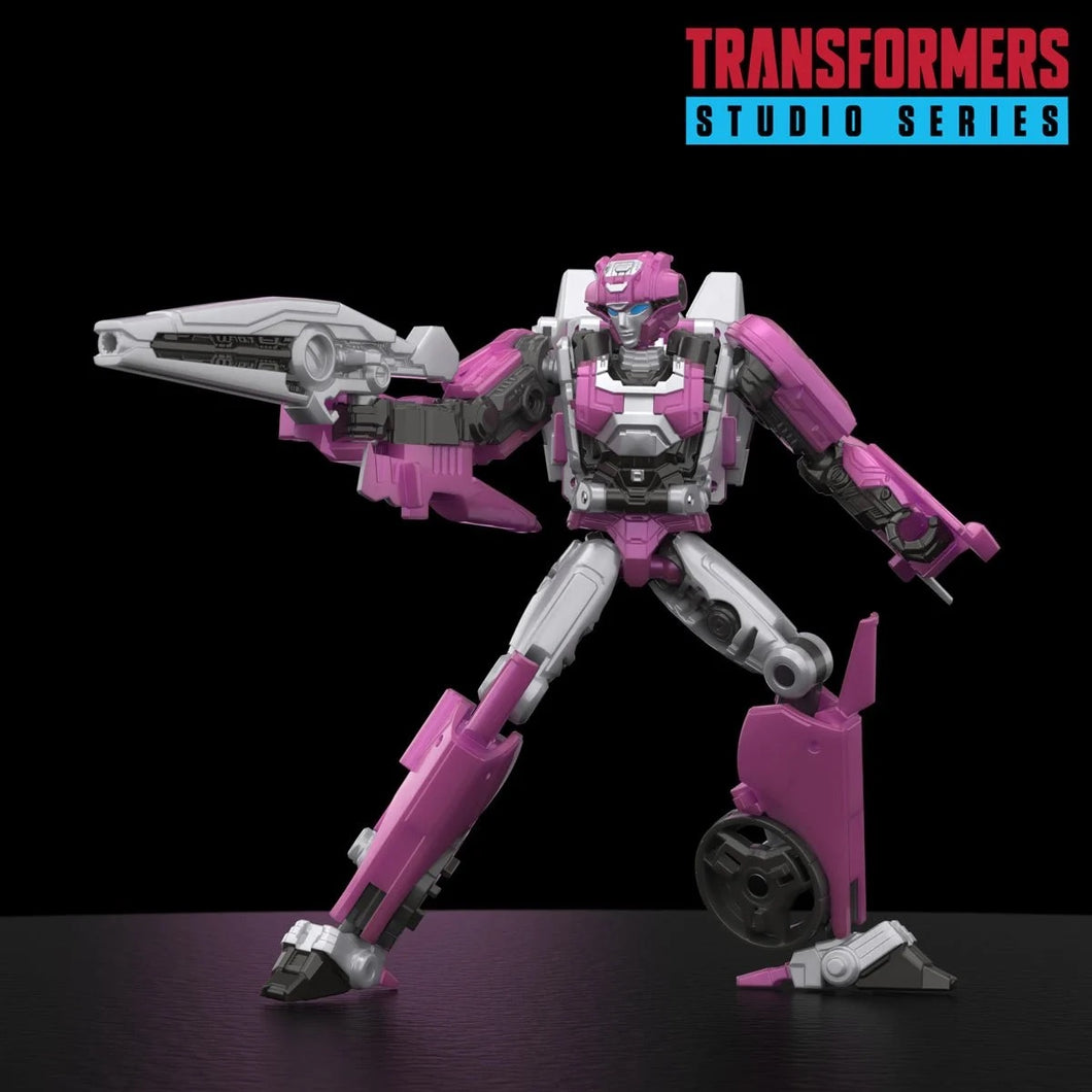Transformers Studio Series Deluxe Transformers One Elita-1 Maple and Mangoes