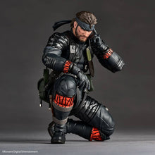 Load image into Gallery viewer, Amazing Yamaguchi/Revoltech: METAL GEAR SOLID Delta / Snake Eater - Naked Snake (Sneaking Suit Ver.) (Limited + Bonus) [Kaiyodo]Maple and Mangoes

