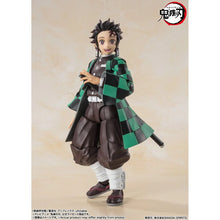 Load image into Gallery viewer, Demon Slayer: Kimetsu No Yaiba Tanjiro Kamado S.H.Figuarts Action Figure Maple and Mangoes
