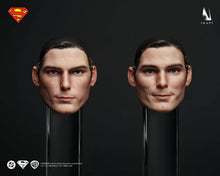 Load image into Gallery viewer, INART Superman (1978) 1/6 Collectible Figure Deluxe Edition Maple and Mangoes
