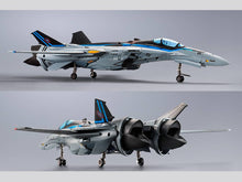 Load image into Gallery viewer, DX Chogokin: Top Gun Maverick x Macross - VF-25 Messiah Valkyrie (Top Gun: Maverick Ver.) [Bandai Spirits] Maple and Mangoes
