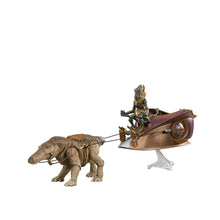 Load image into Gallery viewer, Star Wars: The Vintage Collection Orray &amp; Geonosian Picador Maple and Mangoes
