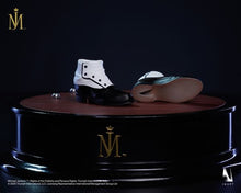 Load image into Gallery viewer, INART Michael Jackson 1/6 Collectible Figure Maple and Mangoes
