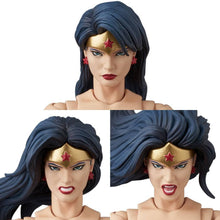 Load image into Gallery viewer, MAFEX (No.318): Wonder Woman - Superman For Tomorrow Ver. [Medicom Toy] Maple and Mangoes
