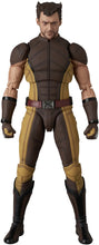Load image into Gallery viewer, MAFEX Wolverine Brown Ver. (Deadpool &amp; Wolverine) Maple and Mangoes
