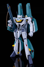 Load image into Gallery viewer, PLAMAX 1/72: Macross - VF-1S Super Valkyrie Battroid Roy Focker Special Ver. (Plastic Model) [Max Factory] Maple and Mangoes
