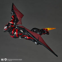 Load image into Gallery viewer, Revoltech Amazing Yamaguchi Batman Beyond Action Figure Limited Bonus Set

