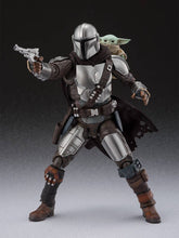 Load image into Gallery viewer, S.H.FIGUARTS: Star Wars The Mandalorian - The Mandalorian &amp; Grogu [Bandai Spirits] Maple and Mangoes
