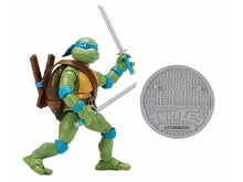 Load image into Gallery viewer, Teenage Mutant Ninja Turtles Classic Leonardo vs. Rocksteady Action Figure 2-Pack Maple and Mangoes
