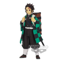 Load image into Gallery viewer, Demon Slayer: Kimetsu no Yaiba Tanjiro Kamado Vol. 18 Statue
